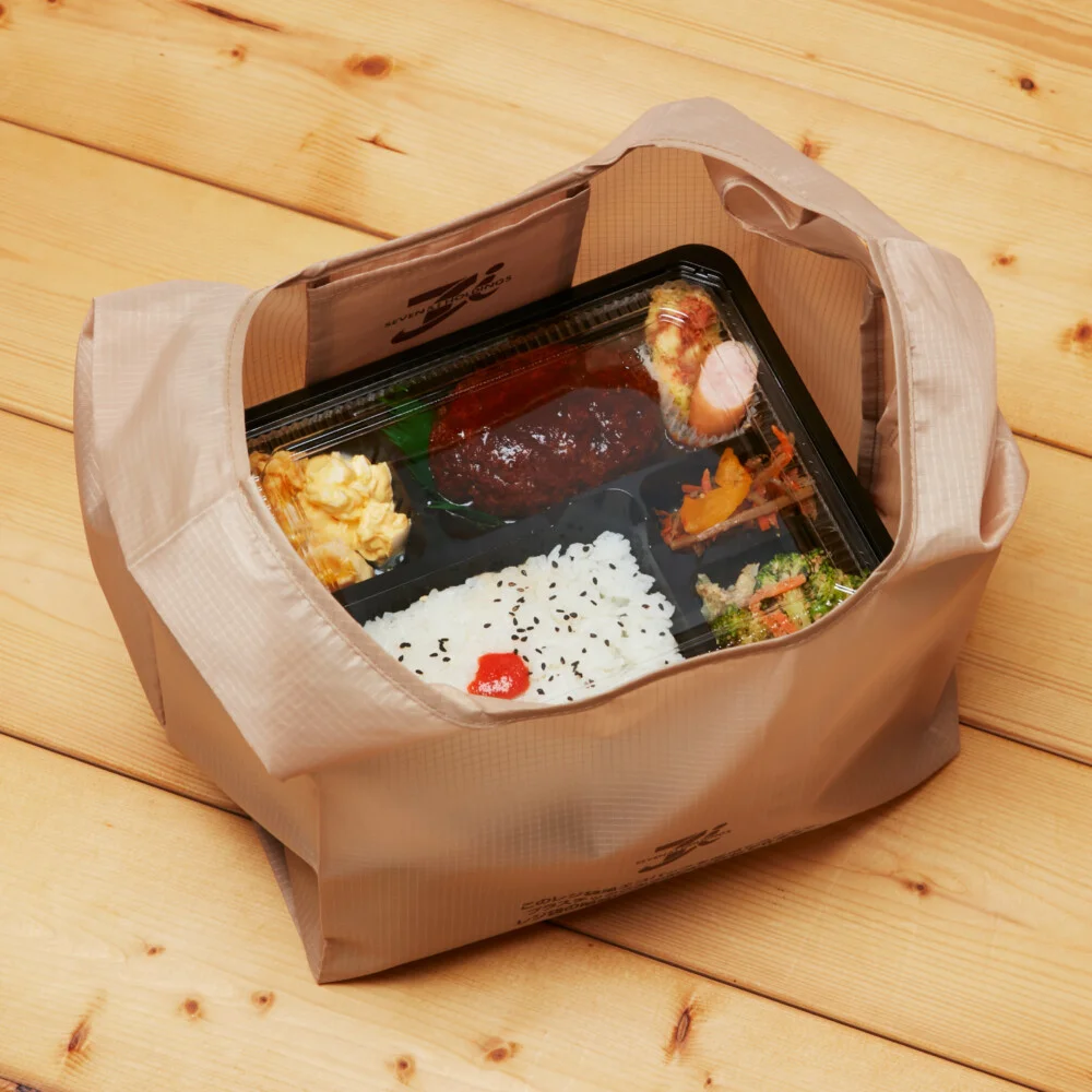 ネットで話題沸騰！あの「セブン‐イレブンレジ袋風エコバッグ」が