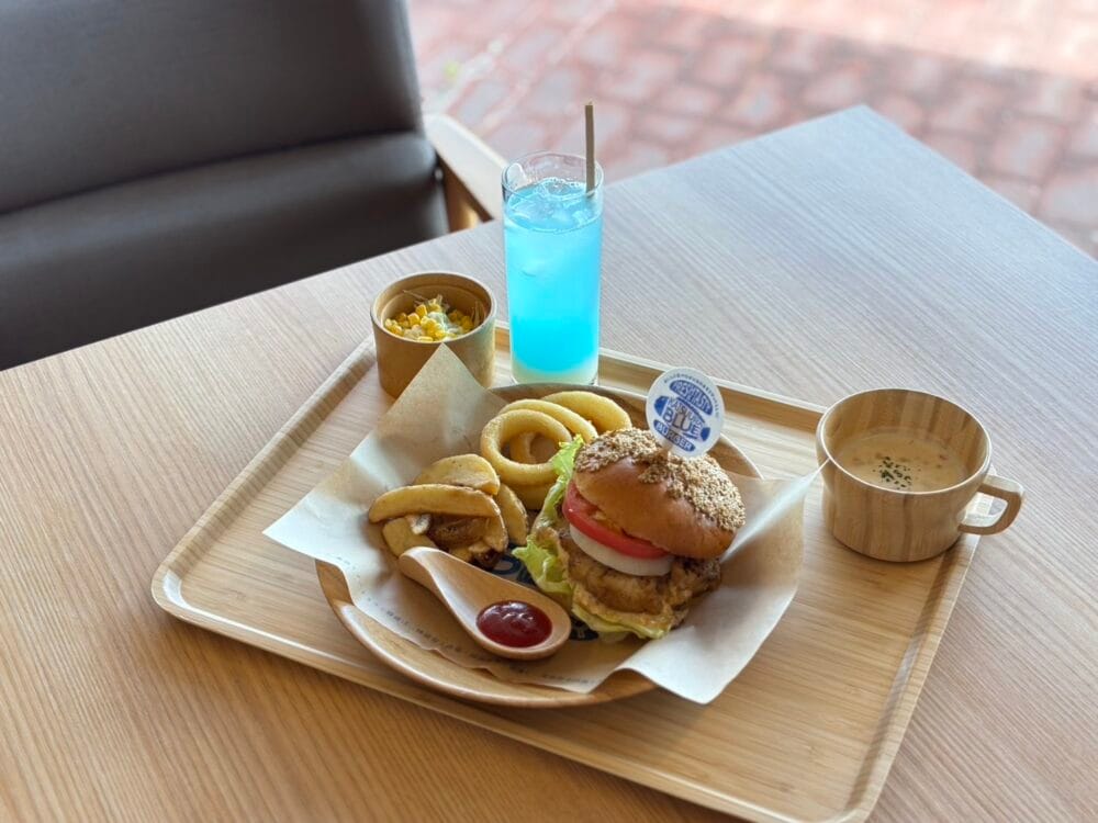 未利用魚が地産地消サステナブルハンバーガーに変身！「勝浦ブルーバーガー」をおいしく食べて、「海の豊かさを守ろう」