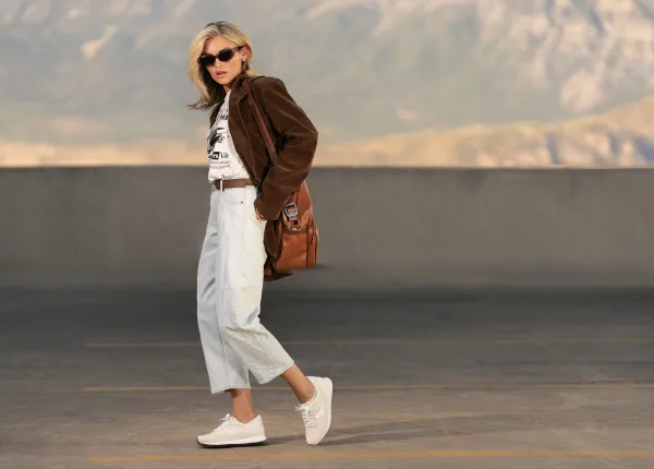 履く”の常識を変えるユニバーサルデザイン｜米国発ハンズフリー