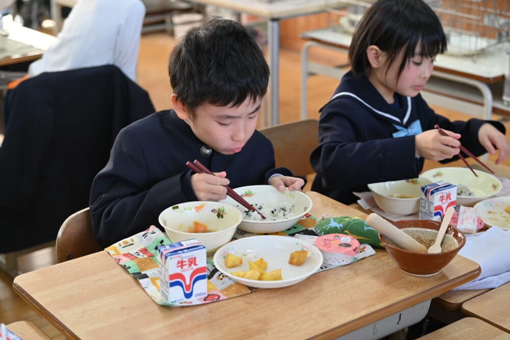 小豆島から始まる「ごま」の食育SDGs！体験と給食がつなぐ、未来への学び