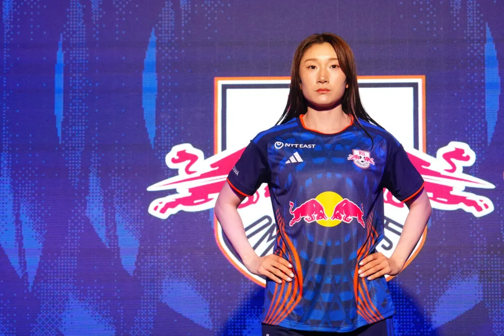 アディダスを新サプライヤーに迎えたRB大宮アルディージャ。「大宮から