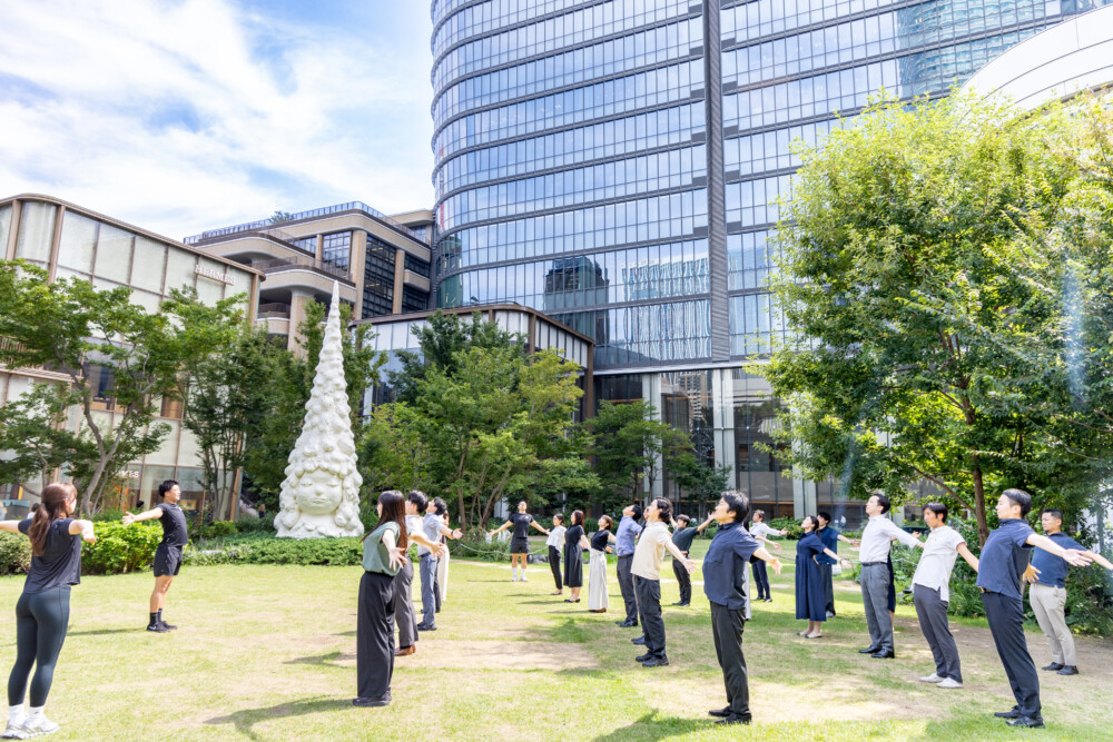 働くだけで健康に?麻布台ヒルズが挑む新たな街づくりとは